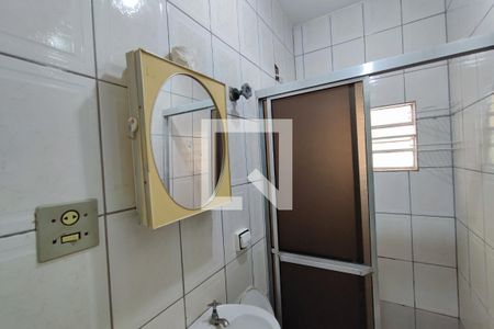 Casa para alugar com 225m², 5 quartos e 2 vagasEdícula - Banheiro