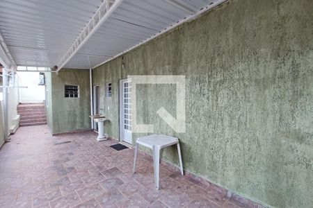 Casa para alugar com 225m², 5 quartos e 2 vagasQuintal