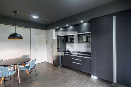 Sala de TV de apartamento para alugar com 2 quartos, 60m² em Tamboré, Barueri