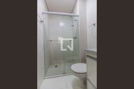 Apartamento para alugar com 60m², 2 quartos e 2 vagas Apartamento para alugar com 60m², 2 quartos e 2 vagasBanheiro da Suíte 1