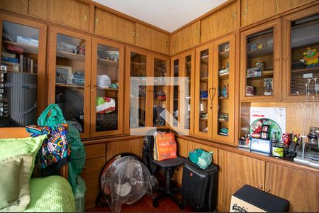 Apartamento para alugar com 120m², 4 quartos e 2 vagas Apartamento para alugar com 120m², 4 quartos e 2 vagasQuarto 2