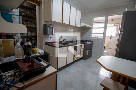 Apartamento para alugar com 120m², 4 quartos e 2 vagas Apartamento para alugar com 120m², 4 quartos e 2 vagasCozinha