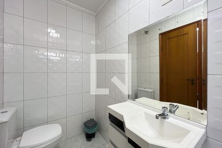 Casa à venda com 126m², 3 quartos e 2 vagasBanheiro da Suíte