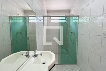 Casa à venda com 126m², 3 quartos e 2 vagasBanheiro da Suíte