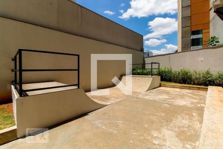 Apartamento à venda com 103m², 3 quartos e 2 vagas Apartamento à venda com 103m², 3 quartos e 2 vagasÁrea Comum - Pista de Skate