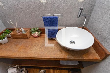 Casa à venda com 322m², 3 quartos e 2 vagasLavabo 2 