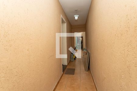 Casa à venda com 322m², 3 quartos e 2 vagasCorredor 