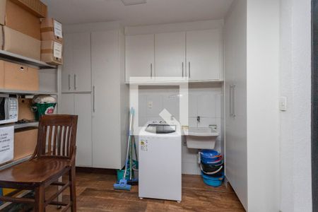 Casa à venda com 322m², 3 quartos e 2 vagasÁrea de serviço 