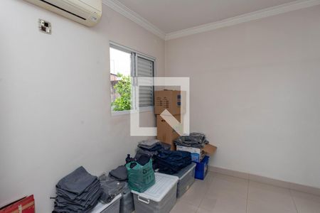 Casa à venda com 322m², 3 quartos e 2 vagasQuarto 2 