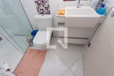 Casa à venda com 322m², 3 quartos e 2 vagasBanheiro social 