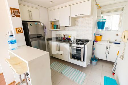 Studio à venda com 47m², 1 quarto e 2 vagas Studio à venda com 47m², 1 quarto e 2 vagasCozinha e Área de Serviço