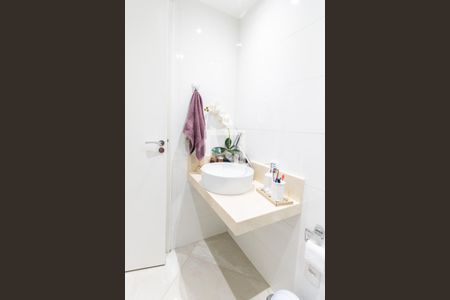 Apartamento à venda com 200m², 3 quartos e 2 vagasBanheiro Suíte 1