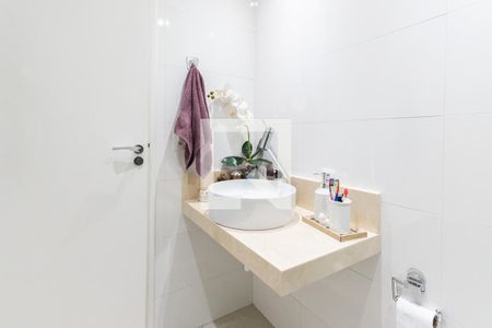 Apartamento à venda com 200m², 3 quartos e 2 vagasBanheiro Suíte 1