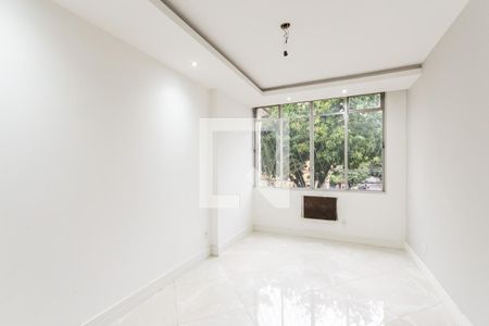 Apartamento à venda com 200m², 3 quartos e 2 vagasSuíte 2