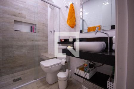 Casa à venda com 134m², 4 quartos e 2 vagas Casa à venda com 134m², 4 quartos e 2 vagasBanheiro Social