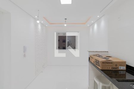 cozinha/sala  de apartamento à venda com 2 quartos, 34m² em Parque Fongaro, São Paulo