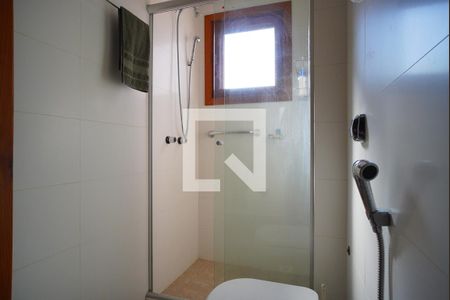 Banheiro 1 suíte de apartamento à venda com 3 quartos, 450m² em Jardim Lindóia, Porto Alegre