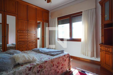 Quarto 1 Suíte de apartamento à venda com 3 quartos, 450m² em Jardim Lindóia, Porto Alegre