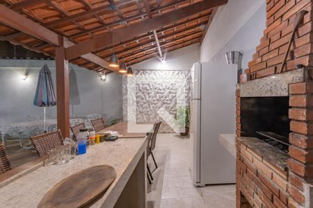 Casa à venda com 390m², 4 quartos e 4 vagasPiscina - Área Gourmet