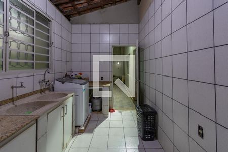 Casa à venda com 390m², 4 quartos e 4 vagasÁrea de Serviço