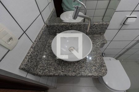 Casa à venda com 300m², 4 quartos e 2 vagas Casa à venda com 300m², 4 quartos e 2 vagasBanheiro da Suíte