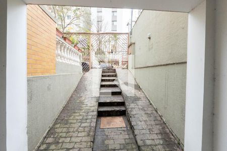 Casa à venda com 300m², 4 quartos e 2 vagas Casa à venda com 300m², 4 quartos e 2 vagasGaragem