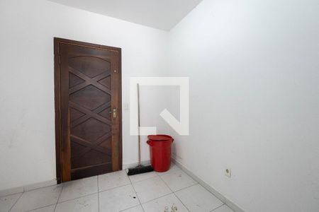 Casa à venda com 300m², 4 quartos e 2 vagas Casa à venda com 300m², 4 quartos e 2 vagasQuarto de Serviço