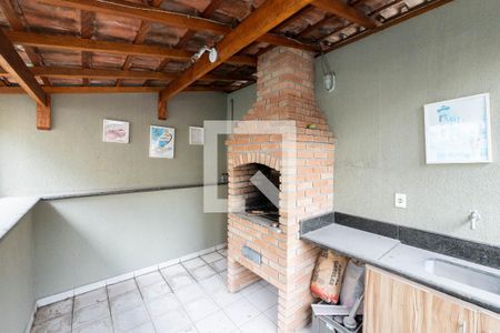 Casa à venda com 300m², 4 quartos e 2 vagas Casa à venda com 300m², 4 quartos e 2 vagasÁrea comum - Churrasqueira