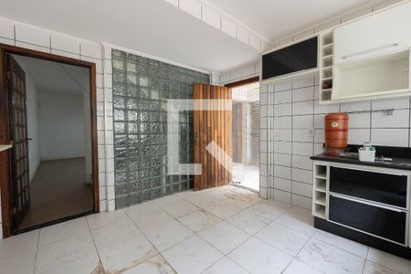 Casa à venda com 300m², 4 quartos e 2 vagas Casa à venda com 300m², 4 quartos e 2 vagasCozinha