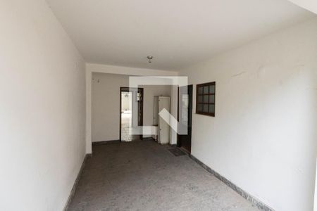 Casa à venda com 300m², 4 quartos e 2 vagas Casa à venda com 300m², 4 quartos e 2 vagasGaragem