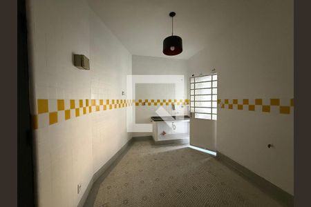 Cozinha de apartamento para alugar com 3 quartos, 160m² em República, São Paulo