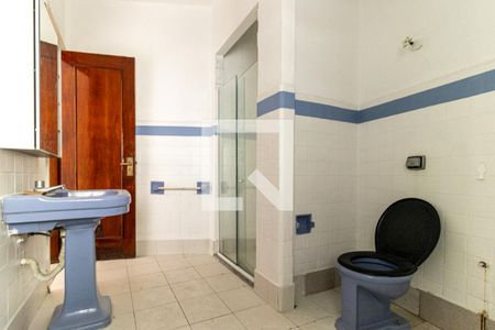 Apartamento para alugar com 160m², 3 quartos e sem vagaBanheiro