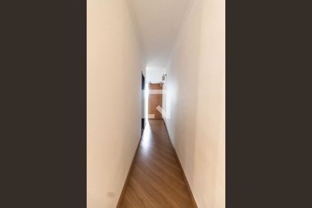 Corredor de casa para alugar com 3 quartos, 109m² em Vila Basileia, São Paulo