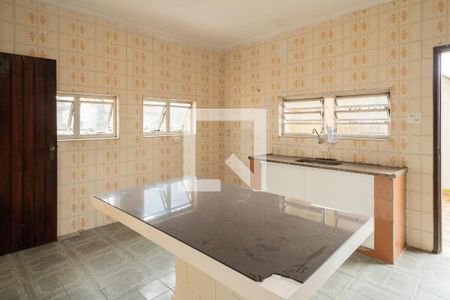 Casa à venda com 200m², 3 quartos e 3 vagasCozinha 