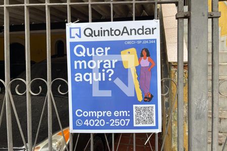 Casa à venda com 200m², 3 quartos e 3 vagasFachada 