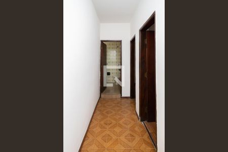 Casa à venda com 200m², 3 quartos e 3 vagasCorredor - Quartos 