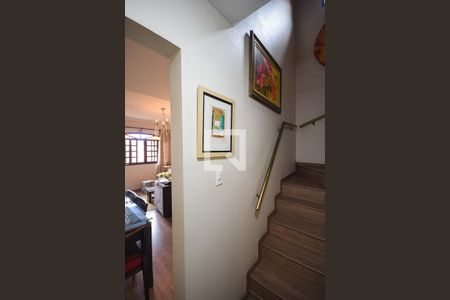 Escada de casa à venda com 3 quartos, 150m² em Cidade Intercap, Taboão da Serra