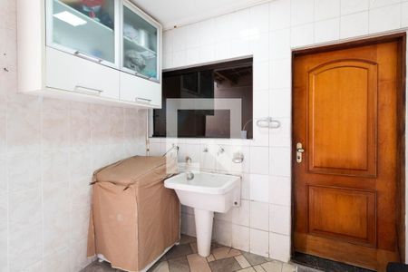 Casa à venda com 145m², 3 quartos e 2 vagasÁrea de Serviço