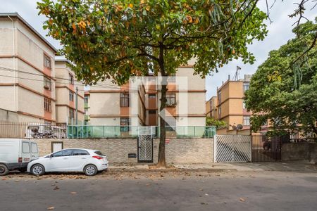 Apartamento à venda com 45m², 2 quartos e 1 vaga Apartamento à venda com 45m², 2 quartos e 1 vagaFachada