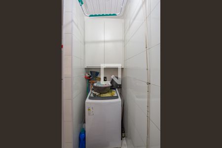 Apartamento à venda com 45m², 2 quartos e 1 vaga Apartamento à venda com 45m², 2 quartos e 1 vagaÁrea de Serviço