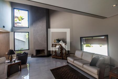 Sala de casa de condomínio à venda com 4 quartos, 419m² em Residencial Cinco (alphaville), Santana de Parnaíba