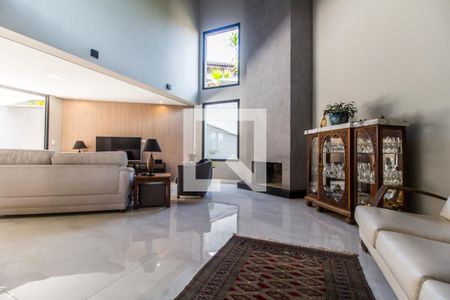 Sala de casa de condomínio à venda com 4 quartos, 419m² em Residencial Cinco (alphaville), Santana de Parnaíba