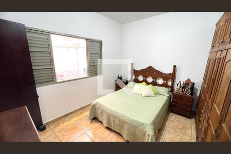 Quarto 3 de casa à venda com 8 quartos, 308m² em Nova Granada, Belo Horizonte