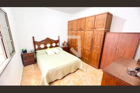 Quarto 3 de casa à venda com 8 quartos, 308m² em Nova Granada, Belo Horizonte