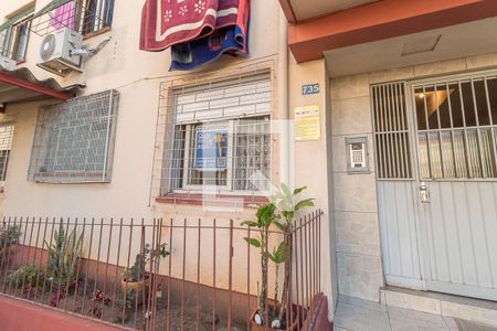 Apartamento à venda com 40m², 1 quarto e sem vaga Apartamento à venda com 40m², 1 quarto e sem vagaFachada