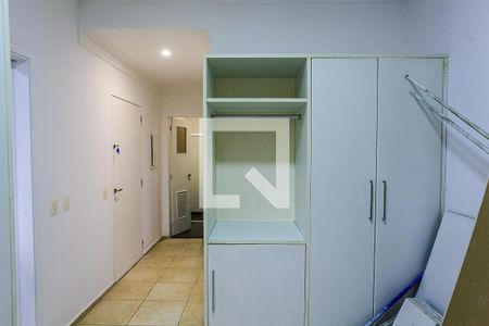 Apartamento à venda com 316m², 4 quartos e 4 vagas Apartamento à venda com 316m², 4 quartos e 4 vagasÁrea de Serviço