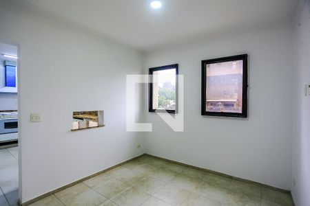 Apartamento à venda com 316m², 4 quartos e 4 vagas Apartamento à venda com 316m², 4 quartos e 4 vagasSala de Almoço