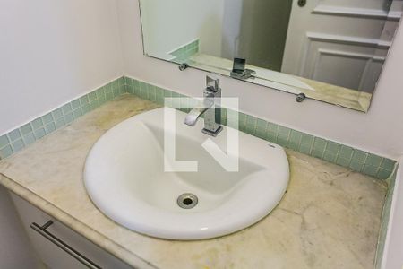 Apartamento à venda com 316m², 4 quartos e 4 vagas Apartamento à venda com 316m², 4 quartos e 4 vagasLavabo
