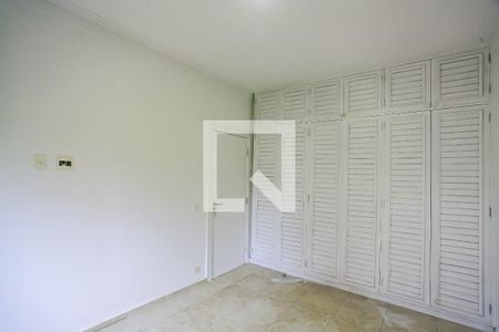 Apartamento à venda com 316m², 4 quartos e 4 vagas Apartamento à venda com 316m², 4 quartos e 4 vagasQuarto 2