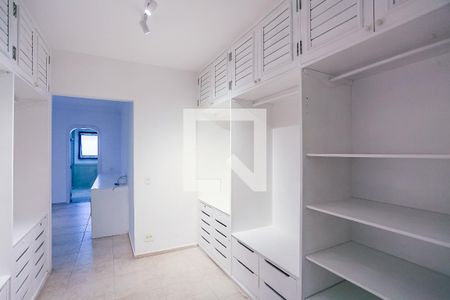 Apartamento à venda com 316m², 4 quartos e 4 vagas Apartamento à venda com 316m², 4 quartos e 4 vagasSuíte 1